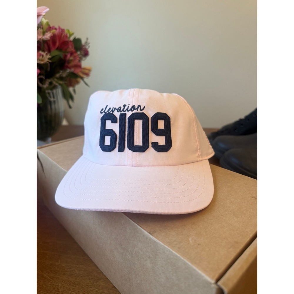G/FORE Women's Golf Hat $50 MSRP Pink
